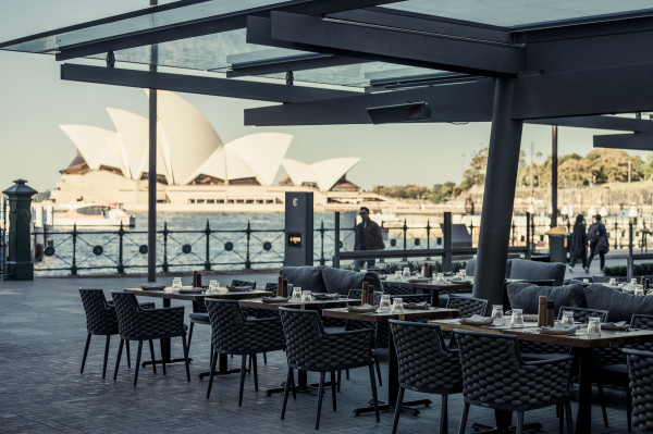 Waterfront dining with Sydney Opera House